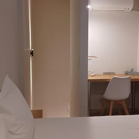Stylish - 8f House Apartment
