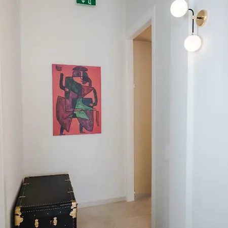 Stylish - 8f House Kalamata